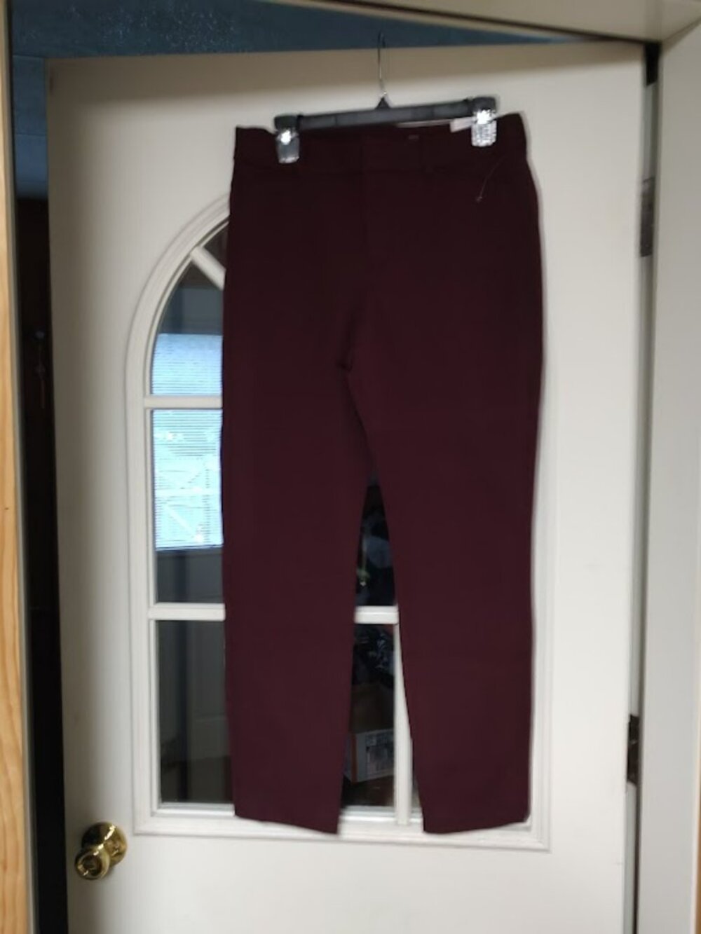 New Old Navy Burgundy High Rise Pixie Ankle Pants Size Women's 10